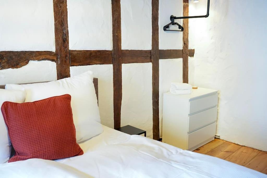 Charmante Fachwerk Wohnung Mit Terrasse In Der Altstadt Koblenz  Ngoại thất bức ảnh