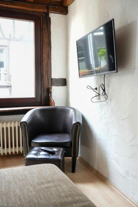 Charmante Fachwerk Wohnung Mit Terrasse In Der Altstadt Koblenz  Ngoại thất bức ảnh