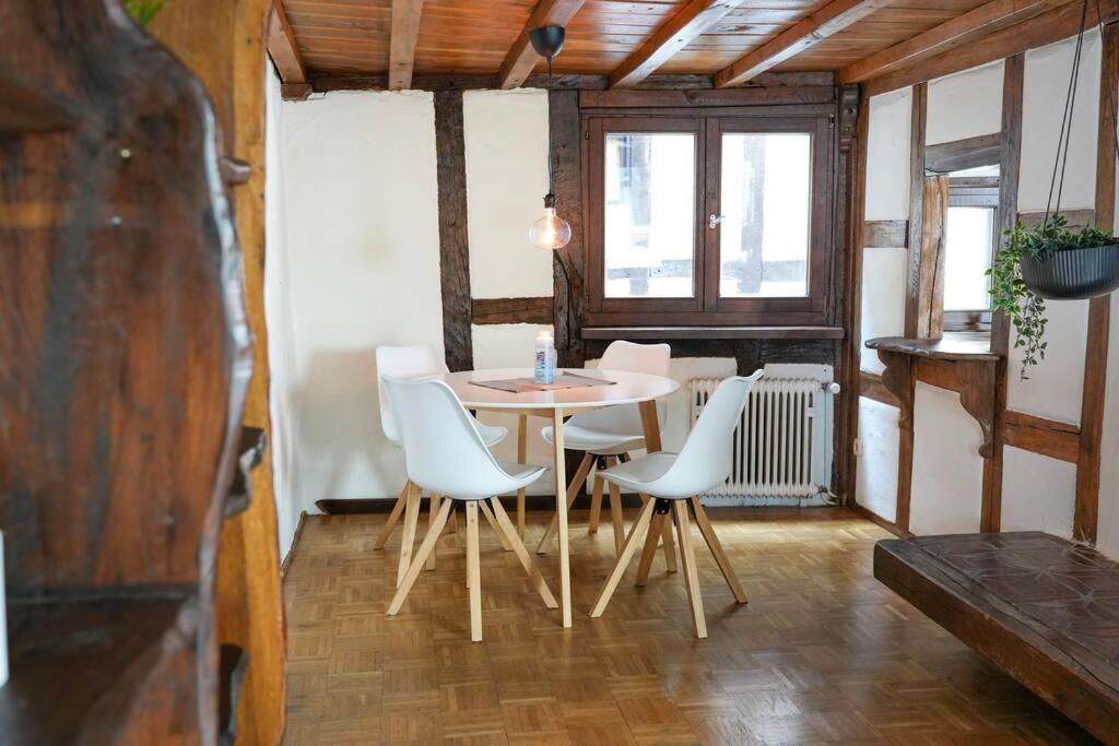 Charmante Fachwerk Wohnung Mit Terrasse In Der Altstadt Koblenz  Ngoại thất bức ảnh